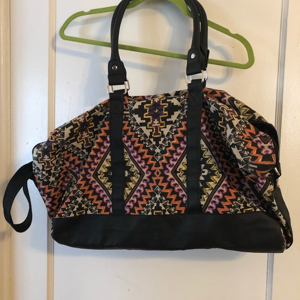 Tillys weekender bag